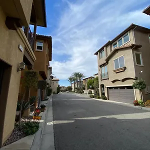 Olive Glen Los Angeles