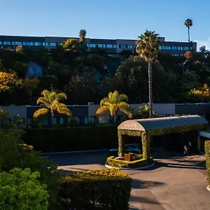 Luxe Sunset Boulevard Курортный комплекс 4*