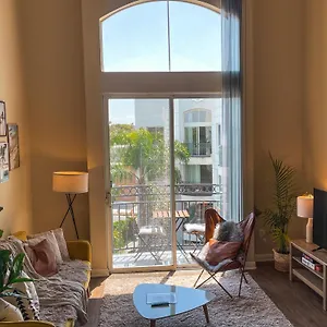 Sunny 1bdr Centrally Located In Marina Del Rey Los Angeles