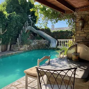 Under The Tuscan Sun In West Angeles Guest house *