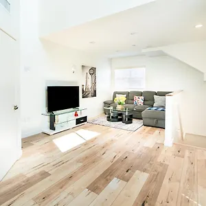 Brand New Koreatown Loft With 3 Levels 2 Parking Spots Apartment *