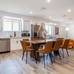 Chic & Comfortable Space Near Downtown La & Usc Guest house *
