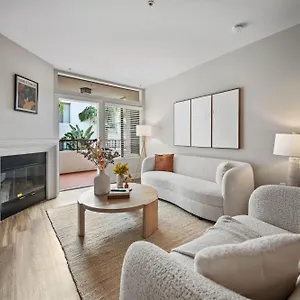 Promo Casa Miel Heart Of Westwood Luxury Apartment *