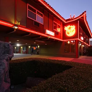 Royal Pagoda Dodger Stadium 2*