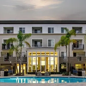 Apartment Marina Del Rey's Grand 2/2 Pool View