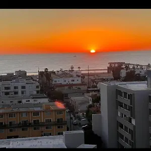 Apartment Sleep 7 Ocean View Two Bedroom Venice Beach 5 Min Walk