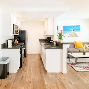 Lux Modern 1-bedroom 1-bathroom In Koreatown Area Los Angeles