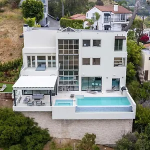 Hollywood Hills Incredible Views Infinity Pool Holiday home *
