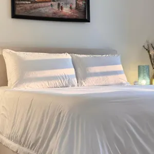 Wallace Luxurious * Los Angeles