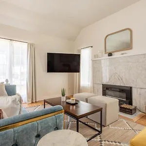 Charming 1920s On A Quiet Cul-de-sac