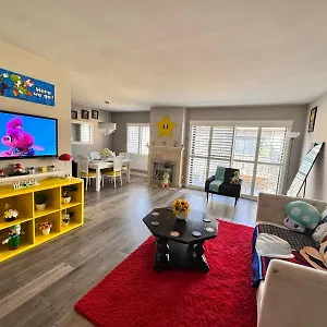 Super Mario Universal 10 Min Loft Free Parking * Los Angeles