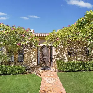 Prime West Hollywood Spanish * Los Angeles