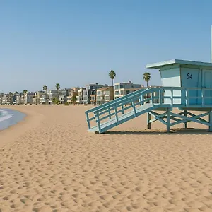 Beachfront 2 Bedroom 2 Bathroom Steps From Venice * Los Angeles