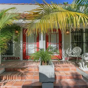 Hollywood Cottages * 로스앤젤레스