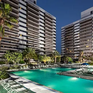 Apartment Barrington Plaza *