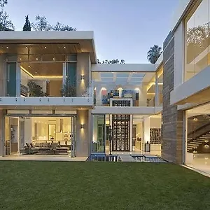 Villa Cordillera Los Angeles