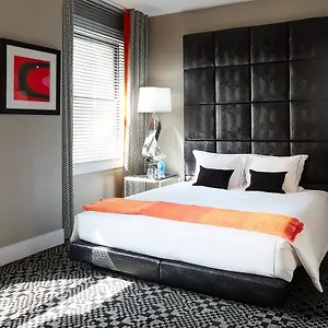 Clark Hotel 3*
