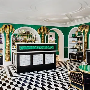 The Prospect Hollywood Hotel