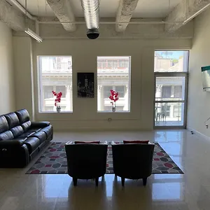 Luxury Spacious Downtown Loft Apartment *
