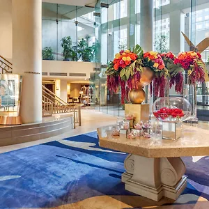 Omni Angeles Hotell