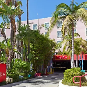 Hotel Ramada Plaza By Wyndham West Hollywood & Los Angeles
