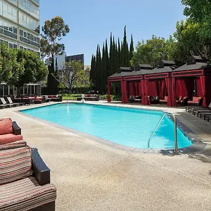 Sheraton Gateway Angeles Hotel 4*