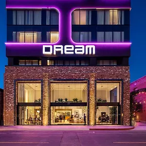 Dream Hollywood