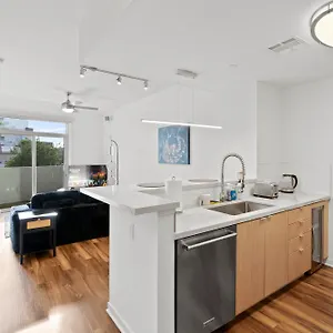 Elegant And Comfortable In Beverly Hills * ロサンゼルス