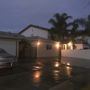 The Village Guest house Los Angeles